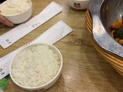 -愉肴麻辣香锅(中山路店)