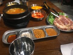 -·缸桶屋·韩式牛肋条自助烤肉(西湖D11店)
