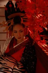 点击看大图 -持熹光年写真体验馆