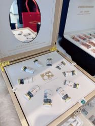 -黎蓓露·徒手骨雕蛋白抗衰·调肤管理