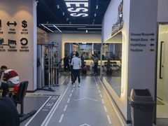 -VLines耀能运动24小时·月付制健身(京广桥店)