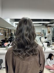-意廊 Hair Salon