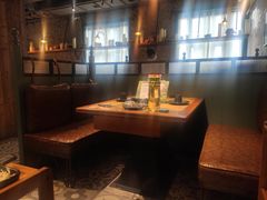 卡座-手选潮汕鲜活牛肉火锅(二七广场店)