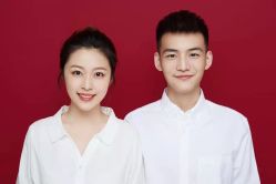 点击看大图 -定格摄影·轻奢定制写真馆