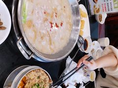-老来福·非遗酸汤兔(凯旋路店)