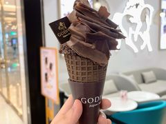经典巧克力软冰淇-GODIVA(王府井apm店)