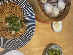 -玖鲜小笼(中山广场店)