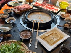 -大匠工房古船木艺术餐厅·猪肚鸡专门店(长白仙岛店)