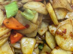 干锅土豆片-春水锅贴·传统鲁菜(大明湖店)