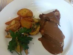 -滴血救世主教堂