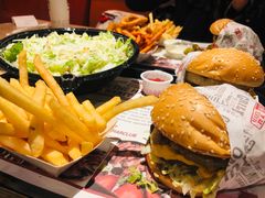 -The Habit Burger Grill 哈比特汉堡(复兴soho店)