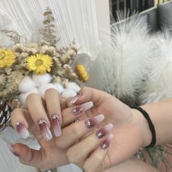 -爱纶美·美甲美睫半永久