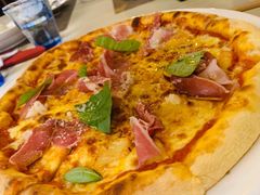 生火腿山羊奶酪拿坡里披萨-BONAZZA 意大利餐厅