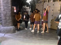 -暴风岛沉浸式体验馆(百联世纪店)