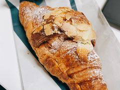 杏仁牛角-老梦面包CHEZMOREL(麦子店)