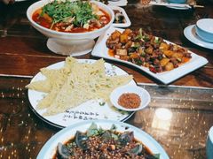 -阿鹏故事云南野生菌火锅(人民路店)
