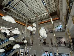 -乐蓬马歇百货公司(Rive Gauche)