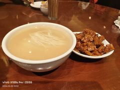 刀鱼汁面-老半斋(福州路店)