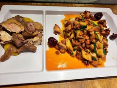 -隔壁老王·家常云南菜(花巷店)