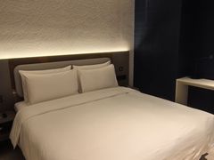 -成都东郊记忆理工大学轻居酒店