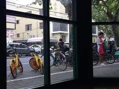 -星巴克(武康路店)