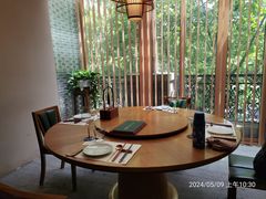 -荷风细雨·中国茶宴(世纪大道店)