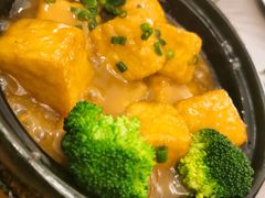 自制鲍汁豆腐煲-李记潮汕砂锅粥(营福路店)