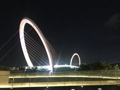 -南京眼步行桥