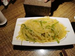 -渝信川菜 · 川味家常菜(长安店)