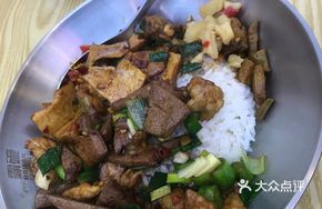 Smoked Tofu Stir-Fried with Pork and Liver Stir-Fried with Pork
