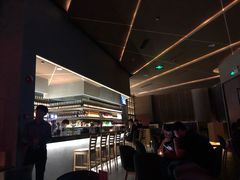 -TZ House音乐现场(来福士中心店)