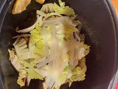 -晨皓祥人民公社铁锅炖菜(西华苑店)