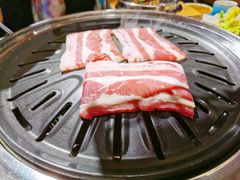 秘制肥牛-明洞阿姨·韩式酱蟹烤肉·创意料理(三元桥店)