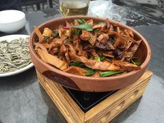 -万景饭店·鱼街农家菜