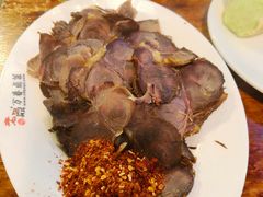 -老鼎万春卤菜(五代传承创始老店)