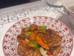 -客家大院·非遗赣南客家菜(郁孤台店)