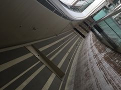 -上海滴水湖皇冠假日酒店