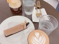 -游心咖啡(青山滨江店)