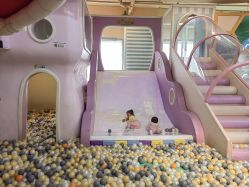 -多多淘儿童体验中心(重庆来福士店)