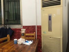 卡座-老兵牛蹄店(下沙店)