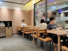 -麦当劳(百联西郊购物中心店)