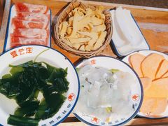 -贤合庄卤味火锅(时代广场店)