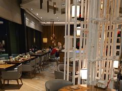 -松咖啡自助餐厅·松北香格里拉