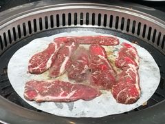 -烤路里·韩国品质自助烤肉(石路天虹4号店)