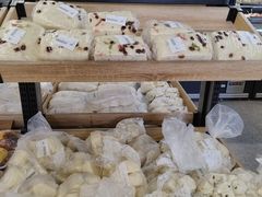 -农工商超市(金沙江路店)