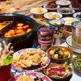 不允许还有任何人没吃过螺蛳粉火锅好嘛！！