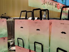 -观音桥步行街