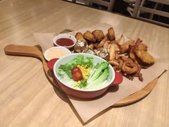 -必胜客(华南摩尔店)