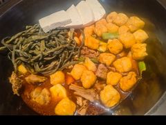 -山河屯铁锅炖·非遗东北菜(南山店)