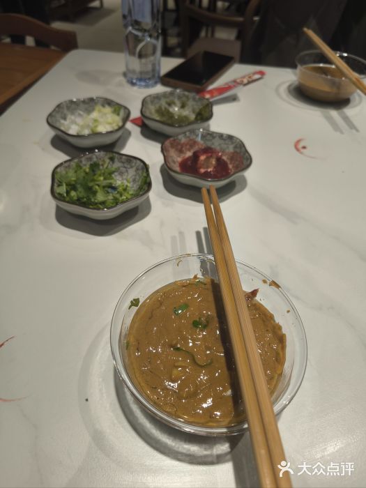 周嵘铜火锅图片
